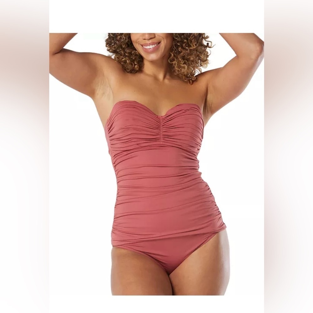NWT Coco Reef
Women's Charisma Tie-Back Ruched Bra-Sized Pleated Tankini Top 36D